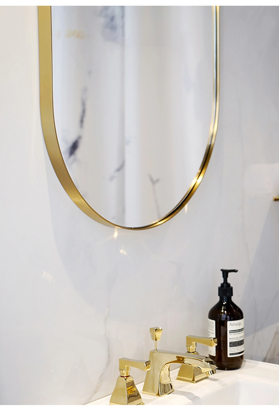 Miroirs de salle de bain fantaisie en métal de maquillage mural à la mode miroir en verre miroir pleine longueur