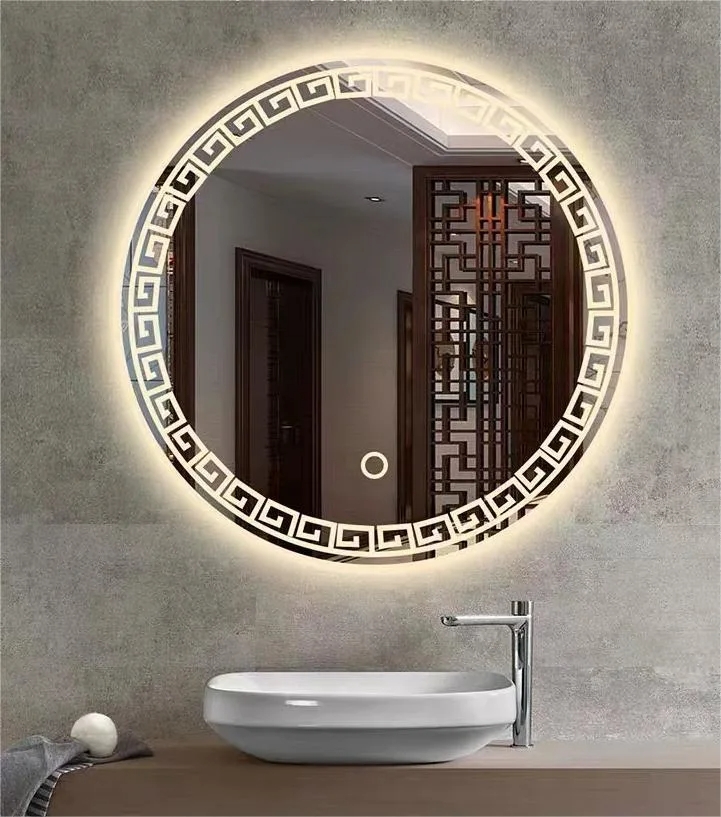 Miroir de salle de bain moderne du milieu du siècle, illuminé et antirouille de haute qualité