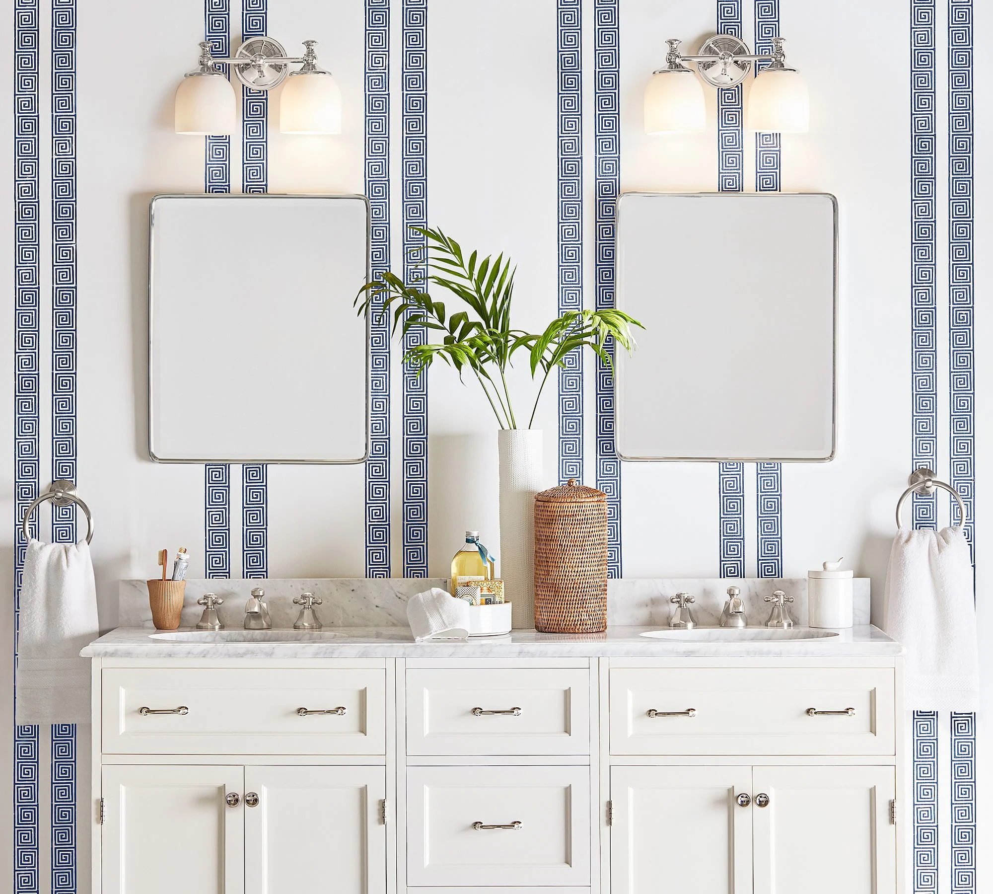 Miroirs de bain Smart Antibuée Vanity Miroir mural avec miroir de rasage Salle de bain