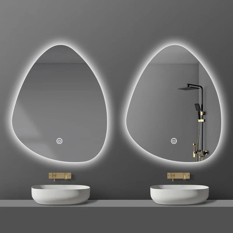 Miroir de salle de bain à éclairage personnalisé irrégulier