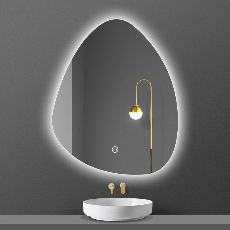 Miroir de salle de bain à éclairage personnalisé irrégulier